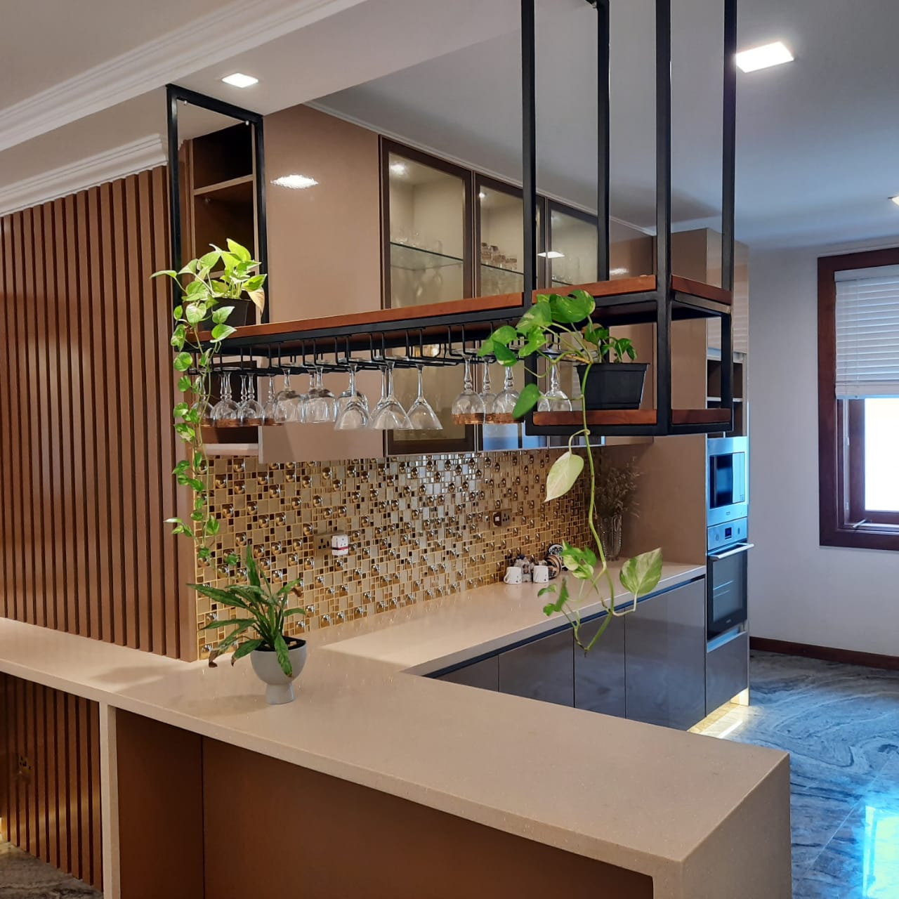 Commercial interior build